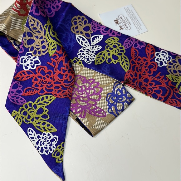 NWT Coach Signature Scarf - Picture 2 of 8